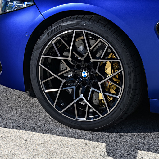Win Pirelli BMW M8 Tires 2020